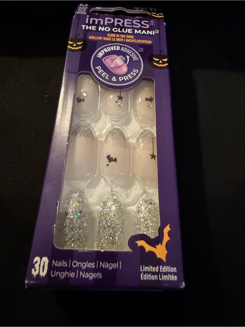 Impress press on nails Glow In The Dark